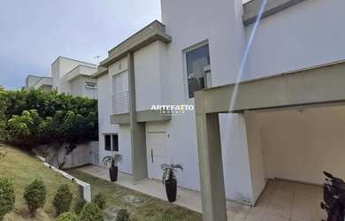 Imagem 2: Alugo casa em condomínio São 4 dormitórios, sendo 2 suítes, além de 3 banheiros