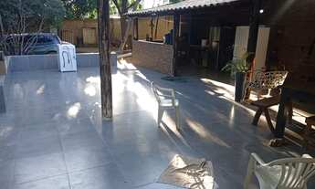 Imagem 7: Excelente casa com varanda espaçosa