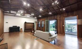 Imagem 2: Casa dos Sonhos em Vinhedo: Luxo e Conforto!