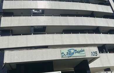 Imagem 7: Apartamento para aluguel possui 62 metros quadrados com 2 quartos em Canela - Salvador - B