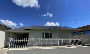 Imagem 2: Casa para venda com 80 metros quadrados com 2 quartos em Centro - Balneário Piçarras - SC