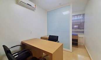 Imagem 5: Sala dividida e mobiliada QI 15 Lago Sul