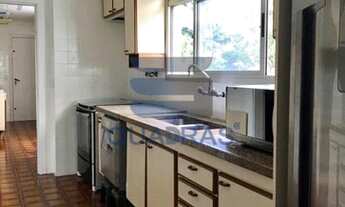 Imagem 2: Apartamento para venda possui 214 metros quadrados com 4 quartos em Itaim Bibi - São Paulo