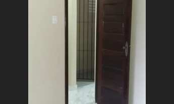 Imagem 2: Kitnet de 2/4, localizado na Trav. Castelo Branco, incluso IPTU