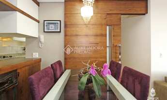 Imagem 7: Apartamento mobiliado com dois dormitórios e suíte no bairro Petrópolis