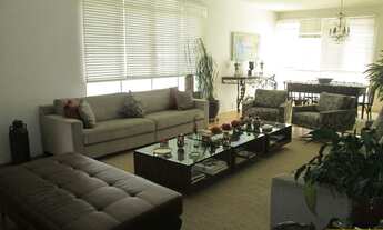 Imagem 5: Amplo apartamento reformado, dois dormitórios com suíte e duas vagas de garagem