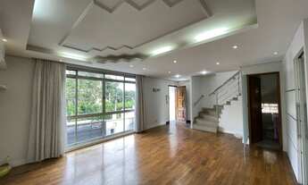 Imagem: Sobrado para venda tem 255 metros quadrados