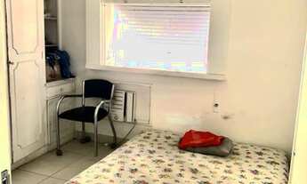 Imagem 5: Copacabana-Rua Barata Ribeiro, Posto 3, sala 2 qtos, dependências, 75n2 R$ 550.000