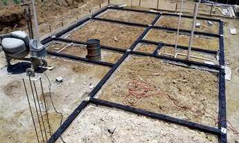 Imagem 4: Casa em construção a venda