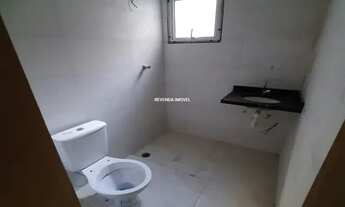 Imagem 7: Apartamento sem condomínio com 2 dormitórios sendo 1 suíte. Possui elevador, com 1 vaga de