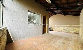 Imagem 2: Casa para Venda em Belo Horizonte, Santa Amélia, 2 dormitórios, 2 banheiros, 1 vaga