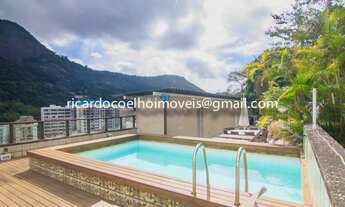 Imagem 2: Casa Reformada a venda com 563m2 com 4 quartos 3 Suítes com Piscina e Vista pro Cristo no