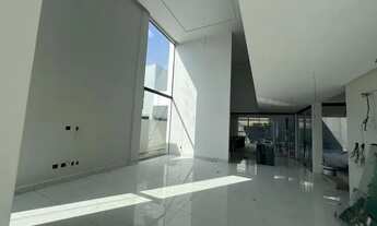 Imagem: Casa no Montenegro Boulevard com 5 suítes