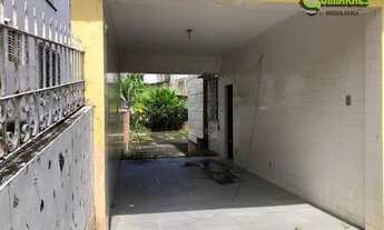 Imagem 3: Casa com 3 quartos, 200 m² - venda por R$ 660.000 ou aluguel por R$ 4.048/mês - Bonfim - S