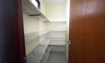 Imagem 3: Casa a venda em Condomínio Fechado