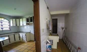 Imagem 4: Aluga-se apartamento com amplo quintal