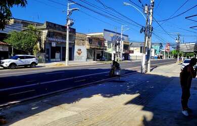 Imagem 2: Lene Pegado Aluga Casa de 3/4 na Av. S/Lemos 4139 Próximo de Art-Luz