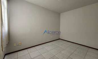 Imagem 5: Apartamento com 1 dormitório para alugar, 45 m² por R$ 946/mês - São Mateus - Juiz de Fora