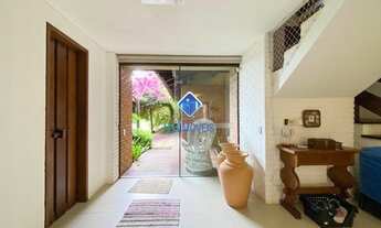 Imagem 4: Casa com 410m² distribuídos em 06 dormitórios sendo 03 suítes, 02 vagas, no bairro Praia G