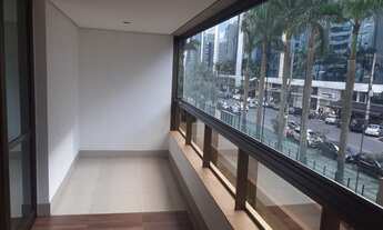 Imagem 2: Apartamento para aluguel tem 154 metros quadrados com 4 quartos