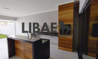 Imagem 6: Casa para venda possui 190 metros quadrados com 3 quartos em Jardim Itamarati - Botucatu