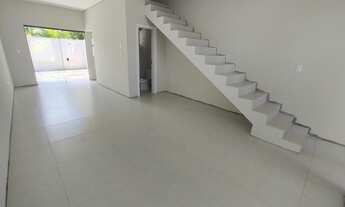 Imagem 2: Sobrado à venda, 2 quartos, sendo 2 suítes, Bairro Jaraguá 99, Jaraguá do Sul/ SC