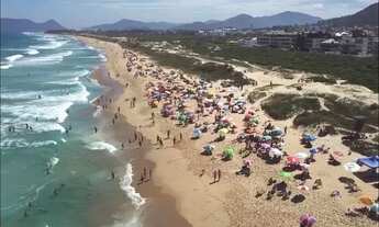 Imagem 3: Apartamento para Venda em Florianópolis, Campeche, 2 dormitórios, 1 suíte, 2 banheiros, 1