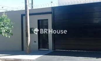 Imagem: Casa para venda com 2 quartos sendo 1 suíte