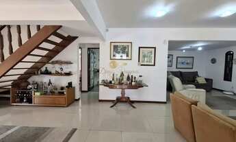 Imagem 2: Casa para Venda em Teresópolis, Bom Retiro, 4 dormitórios, 2 suítes, 5 banheiros, 4 vagas