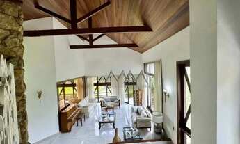 Imagem 2: Casa à Venda ou Locação no Bairro Mangabeiras