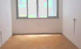 Imagem 2: Imóvel para venda tem 35 metros quadrados em Centro Histórico - Porto Alegre - RS