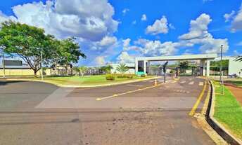 Imagem 4: Sobrado com 300m² de área terreno e 255m² de área construída à venda, próximo ao Shopping