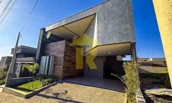 Imagem 2: Casa de Luxo no Residencial Maria Júlia: 3 Quartos, 3 Suítes, 2 Salas, 5 Banheiros, 4 Vaga