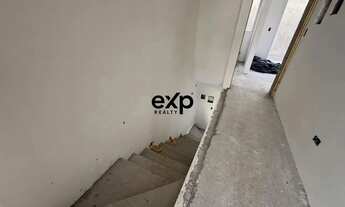 Imagem 7: Sobrado para venda no Bairro Chacara dos Cravos em Poços de Caldas, com 2 suites