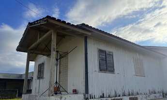 Imagem: CASA DE MADEIRA