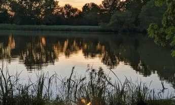 Imagem 2: Ibiúna SP Lote de 1.000m² em condomínio com lago