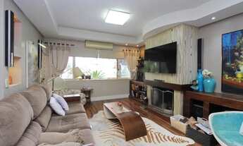 Imagem 6: Imóvel para venda possui 340 metros quadrados com 3 quartos em Bela Vista - Porto Alegre