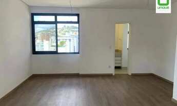 Imagem 6: Cobertura de Alto Padrão com Vista Panorâmica