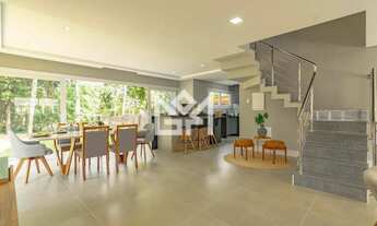 Imagem 7: Casa Residencial de 310 m² com 3 suítes, 4 vagas e churrasqueira em Pedra Redonda, Porto A