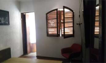 Imagem 3: Sobrado com 2 moradias, em excelente local, 2 vagas de garagem