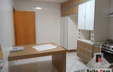 Imagem 4: Sobrado para aluguel e venda tem 112 metros quadrados com 2 quartos