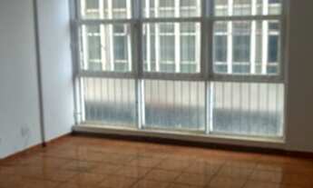 Imagem 2: Apto aluguel 96 m2. living, coz, armários, lavanderia; 2 dorm. arm embutido e dep. empreg