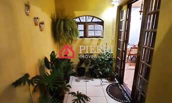 Imagem 2: Sobrado a venda Jardim Líbano possui 2 casas excelente acabamento