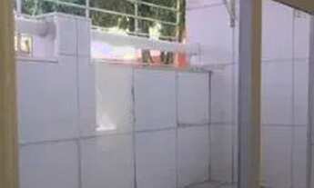 Imagem 5: Vendo apto amplo, ventilado, proximo da praia, terreo, perto de comercio, escolas, onibus