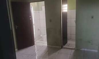 Imagem 3: Alugo casa 2/4 no Luizote