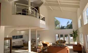 Imagem 6: Casa com 1100 m² - PORTEIRA FECHADA