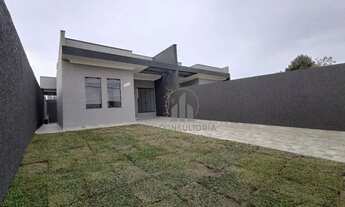 Imagem: Casa com três quartos/suíte e espaço