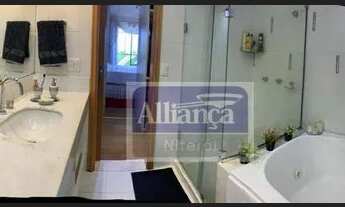 Imagem 7: Cobertura triplex! 4 suítes, 2 vagas de garagem! Espetacular vista para o mar!