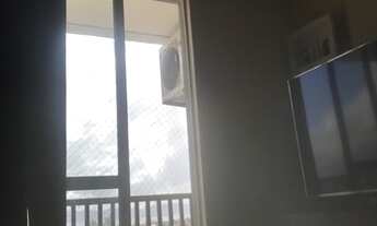 Imagem: Aluga-se um 1 qua apto para mulheres de