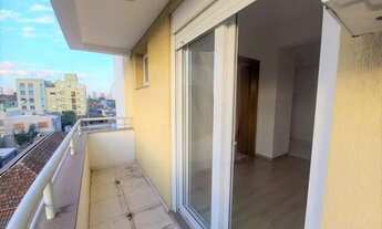 Imagem 5: Jk com dormitório cozinha e banheiro, sacada e uma vaga de garagem coberta, com 25m² Centr